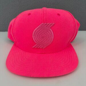 Mitchell & Ness Portland Trail Blazers Neon Highlight Pink Snap Back Hat HTF
